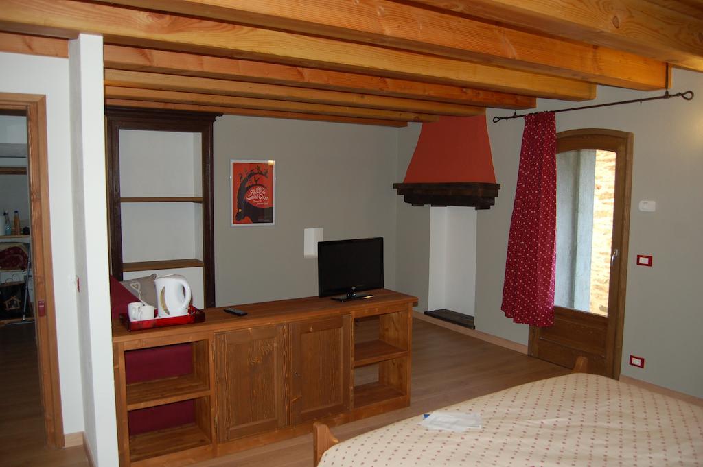Bed and Breakfast Il Nocciolo à Bard Chambre photo