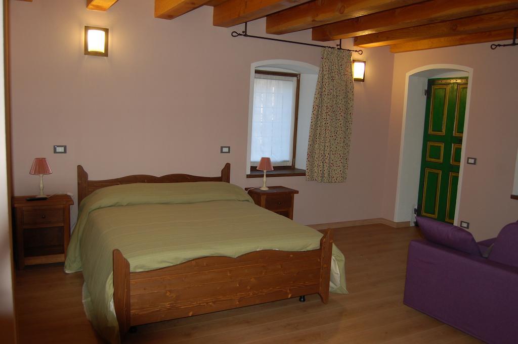Bed and Breakfast Il Nocciolo à Bard Extérieur photo